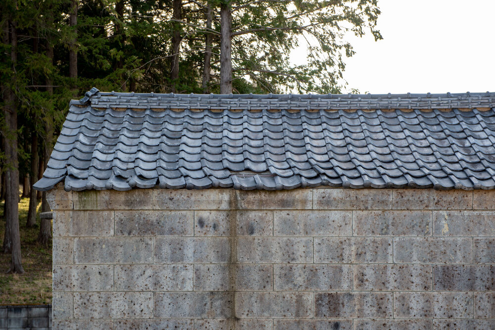 蔵の瓦屋根改修前