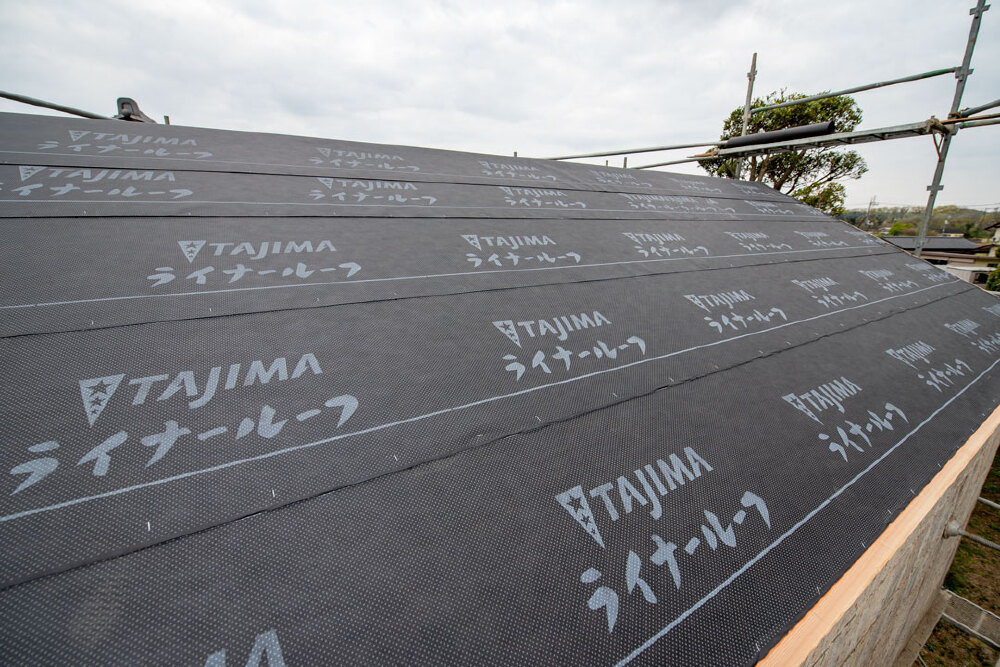 比企郡鳩山町　蔵の屋根瓦リフォーム中