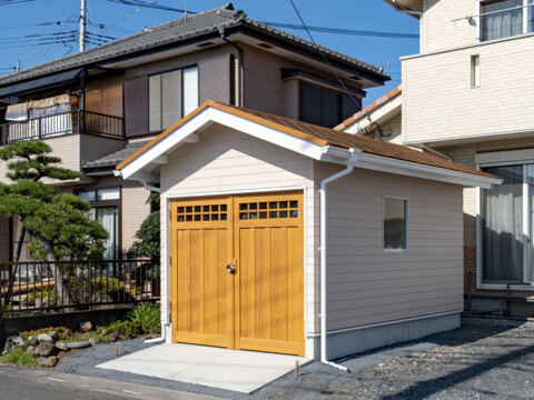 毛呂山町　エクステリア　木製物置小屋