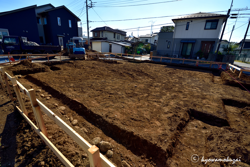 鶴ヶ島市　注文住宅　基礎工事　着工